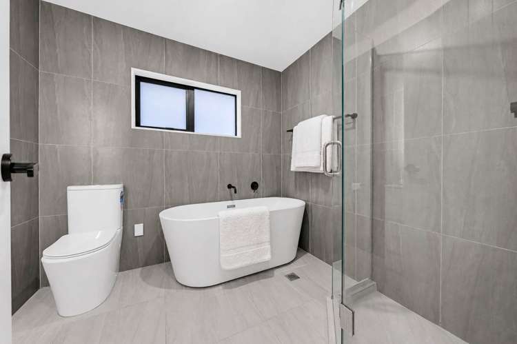 44D White Swan Road Mt Roskill_19