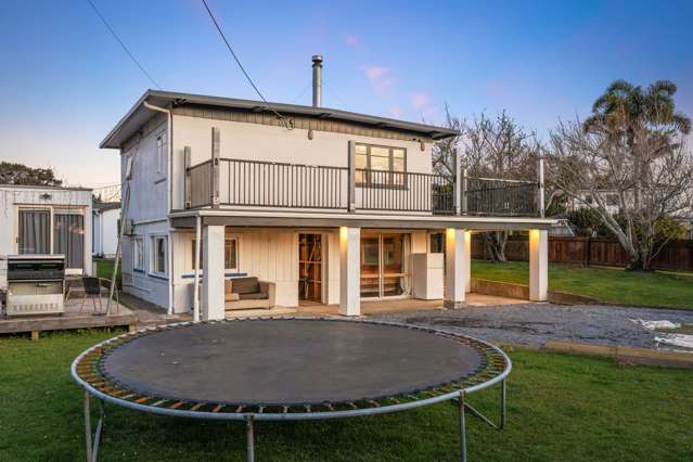 1 The Terrace Herald Island_1