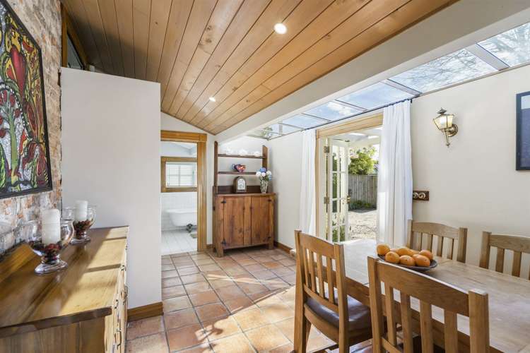 10 Beach Road Northcote Point_5