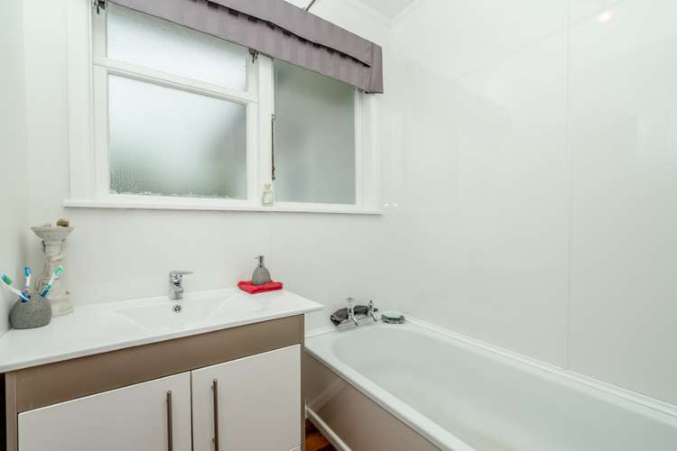 33 Stuart Crescent Masterton_8