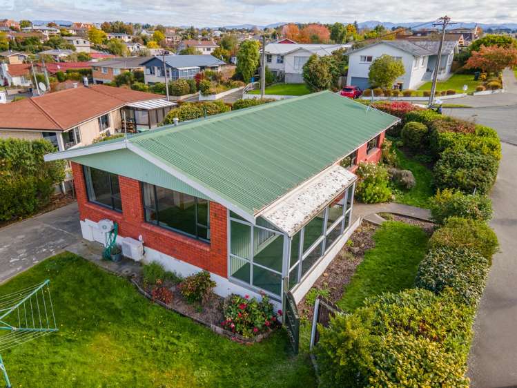 6 Aviemore Street Glenwood_14