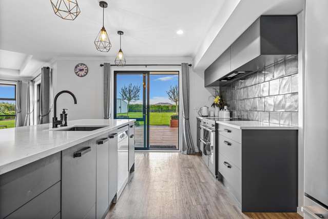 28 Landsborough Drive Darfield_4