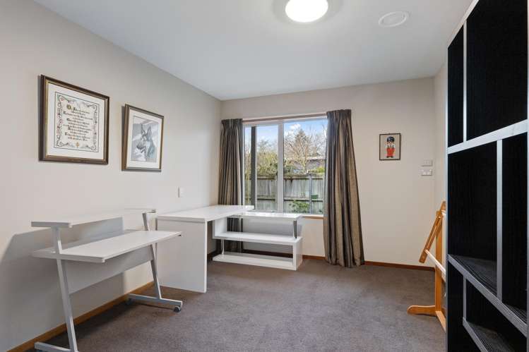 14 Country Place Allenton_17