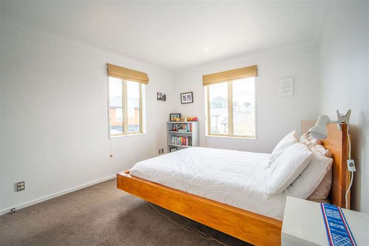 6 Benmore Gard Harewood_14