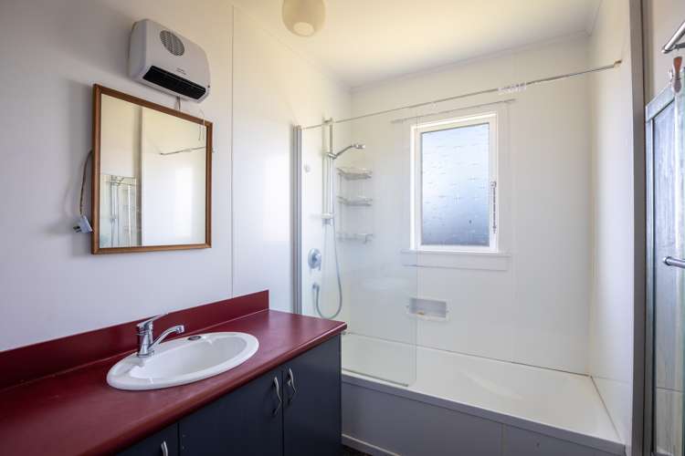 131 Ngamotu Road Spotswood_11