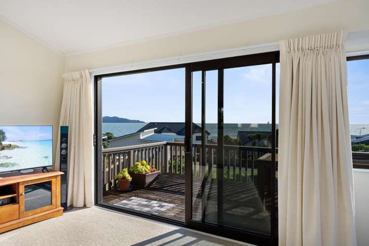 18 Ara Kuaka Waikanae Beach_14