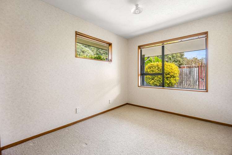 2/74 Lowry Avenue Redwood_13