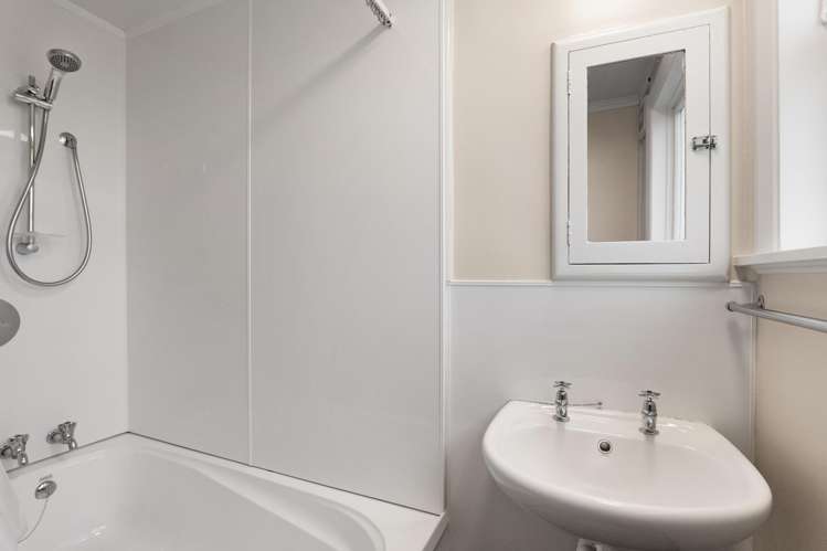 3 Belfield Street Dallington_11