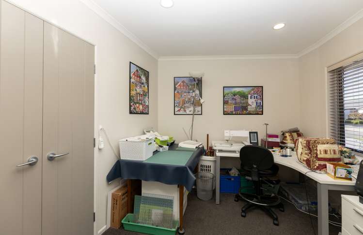 2 Oakwood Drive Highlands Park_16