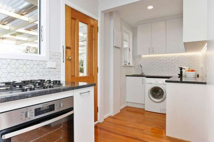 39 Tahi Terrace Glen Eden_5