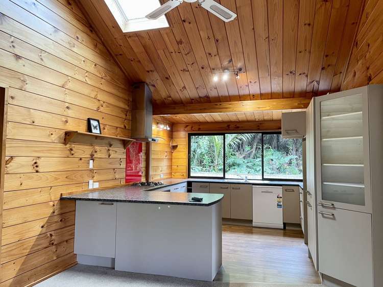 25 Emlyn Place Torbay_9