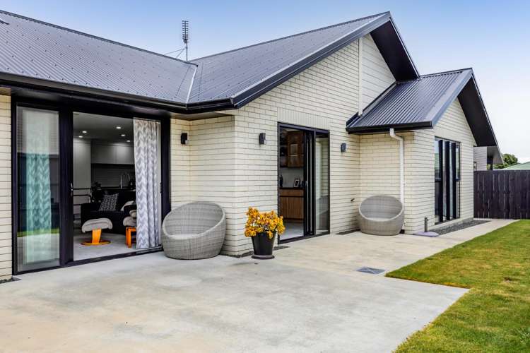 21 Erin Street Hawera_23