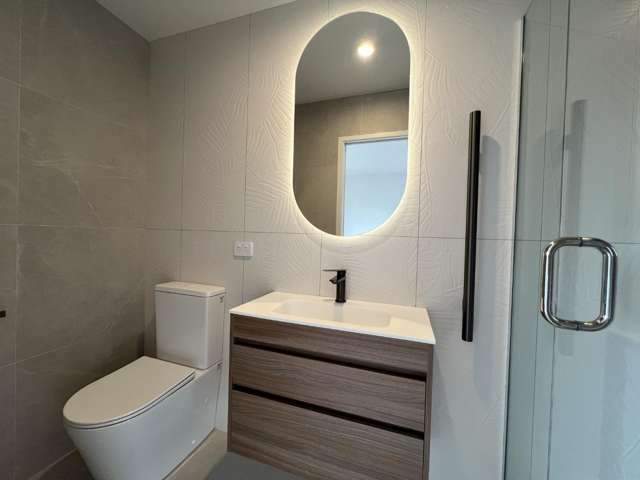 3/56 Kervil Avenue Te Atatu Peninsula_2