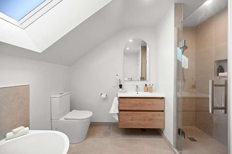 45 Maanihi Drive Rototuna North_19