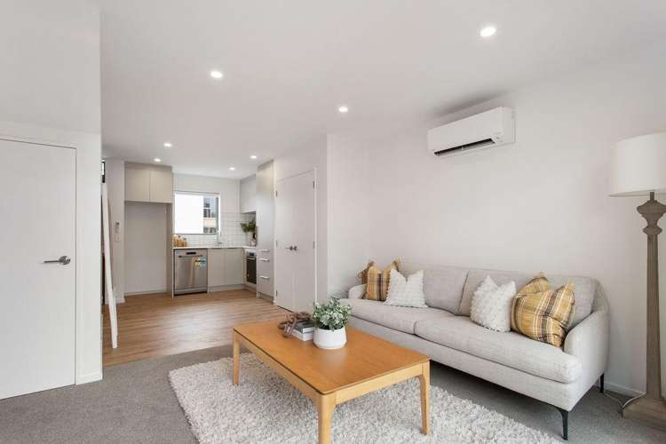 176 England Street Linwood_3