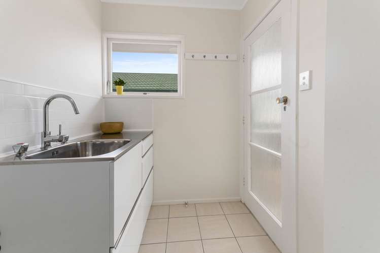 11 Mansfield Road Owhata_15