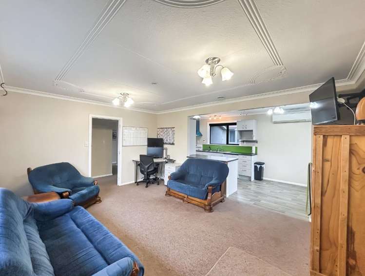 137 Edinburgh Crescent 2263_5