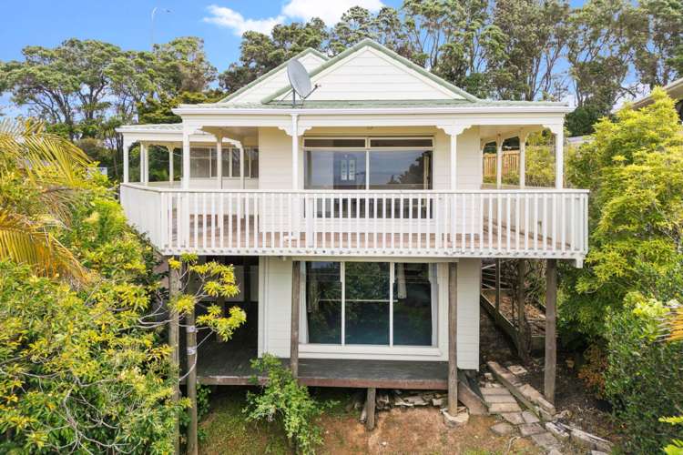 260 Whangaparaoa Road Red Beach_14