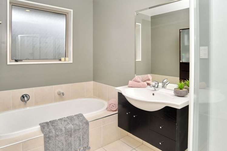 37 Rubicon Place Hei Hei_12