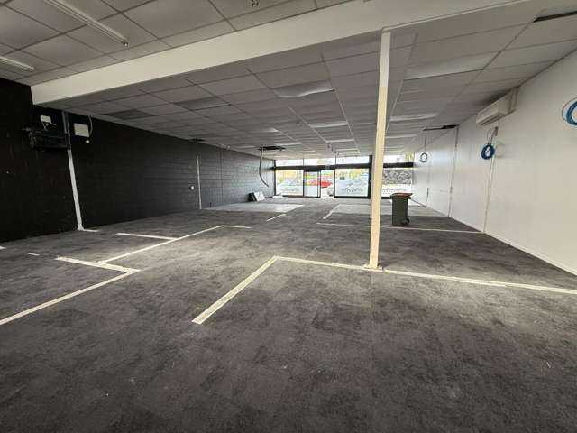 80 Main Road Kumeu_3