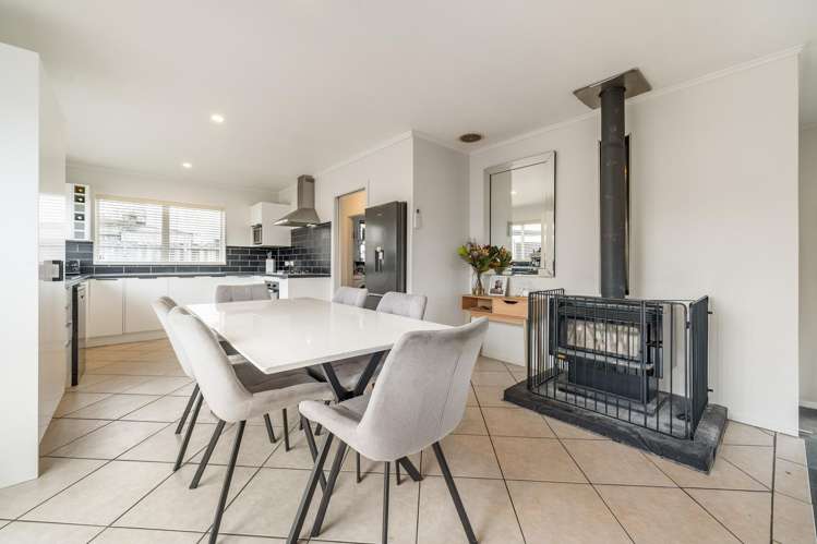 5 Edelweiss Grove Timberlea_7