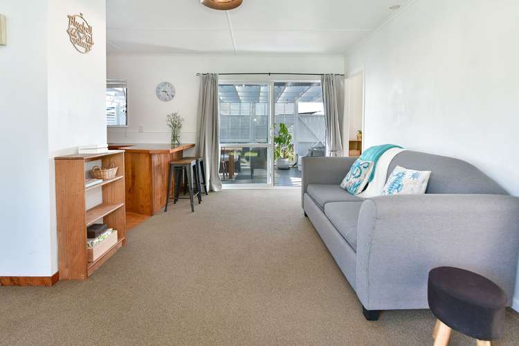 2b Iris Street Snells Beach_5