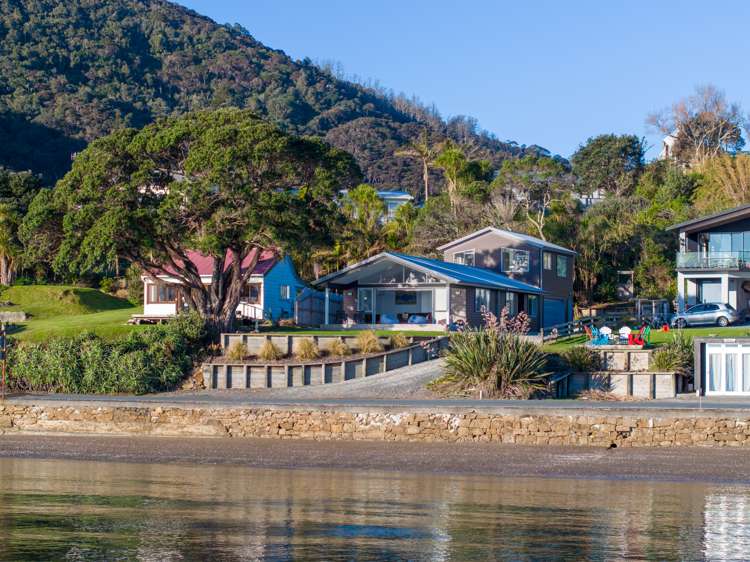 17 Urquhart Bay Road Whangarei Heads_5