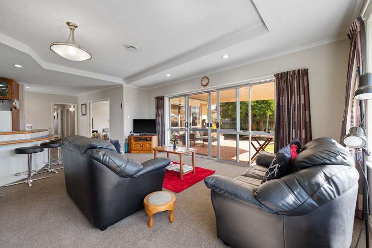 12 Riley Crescent Redwoodtown_16