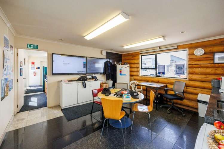 12-14 Coventry Street Levin_17