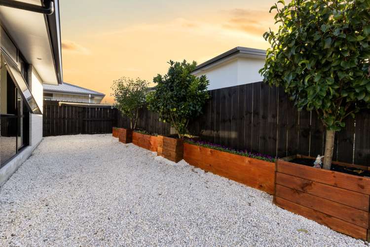 34 Kahuparere Crescent Pyes Pa_20