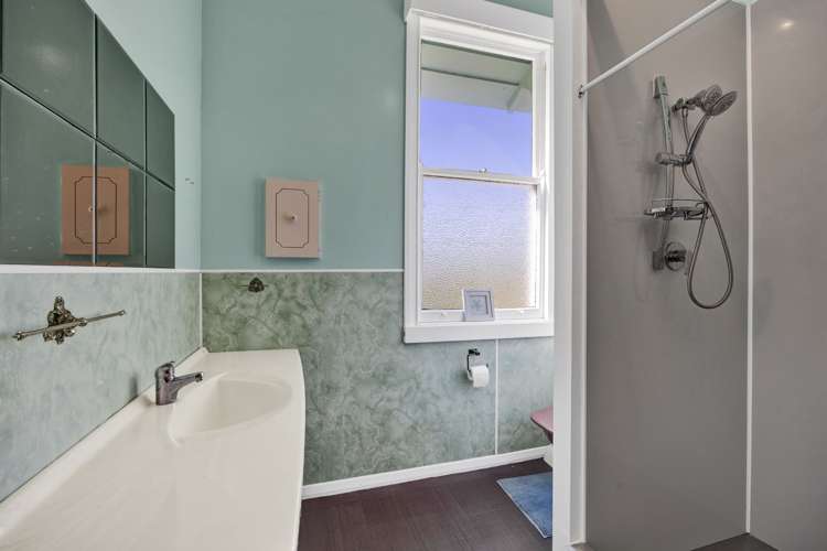 24 Albany Street Patea_16