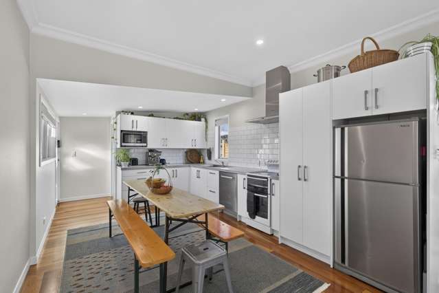 83 Tukapa Street Westown_1