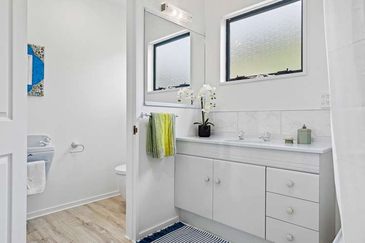 1 Buxton Place Gore Bay_16