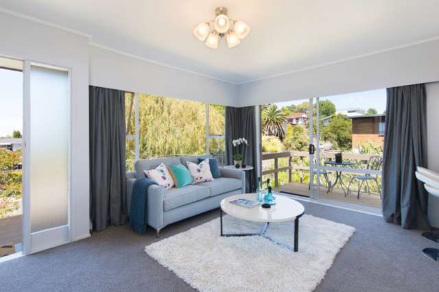 2/45 Knightsbridge Drive Forrest Hill_3