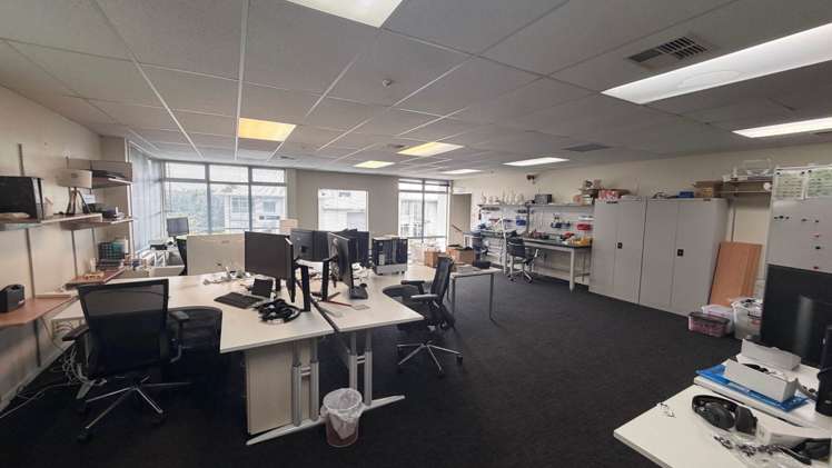 Unit 9/45 William Pickering Drive Rosedale_6