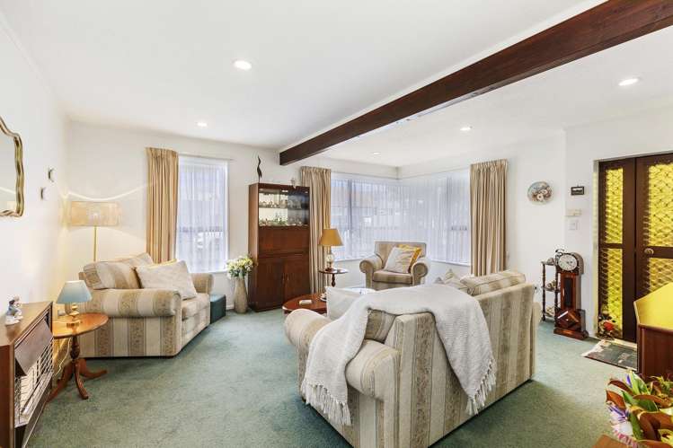2/12 Birch Street_3