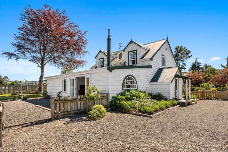 231 Chester Road West Taratahi_23