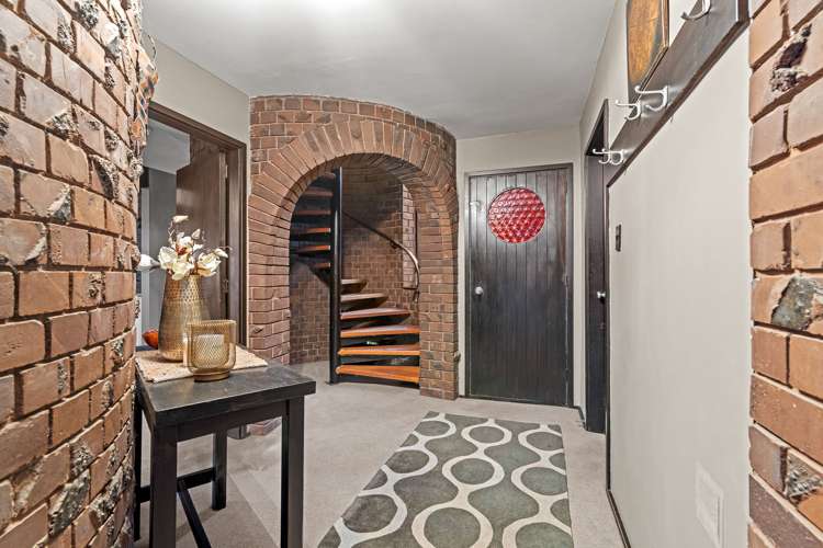 8 Muritai Terrace Mount Pleasant_8