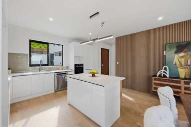 21 & 23 Putini Road_4