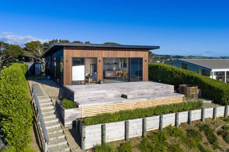 15 Rose Street Raglan_4