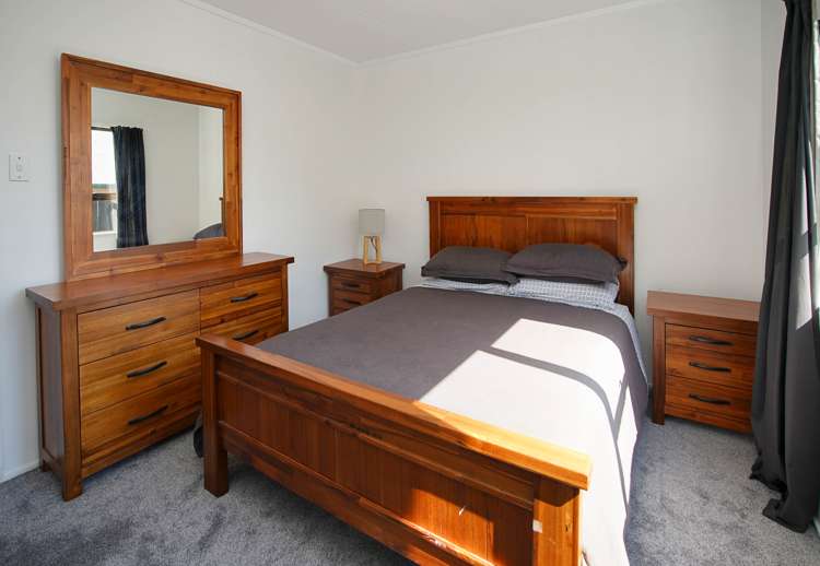 5 Hillside Lane The Brook_8