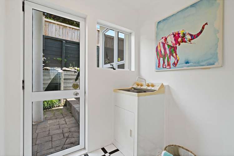 2/62 Simmental Crescent Somerville_32