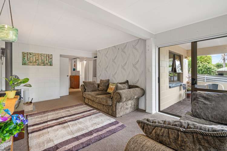 2A Takahe Street Tikipunga_17