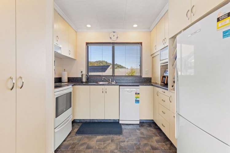 296 Waikawa Road Waikawa_6