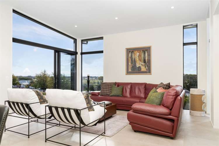 10 Hewers Lane Kennedys Bush_9