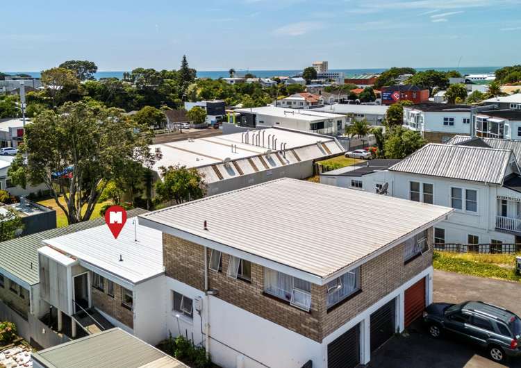 2/194 Powderham Street New Plymouth Central_20