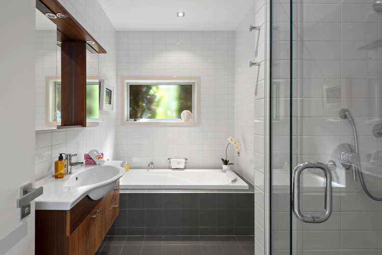 33 Wroxton Terrace Merivale_17