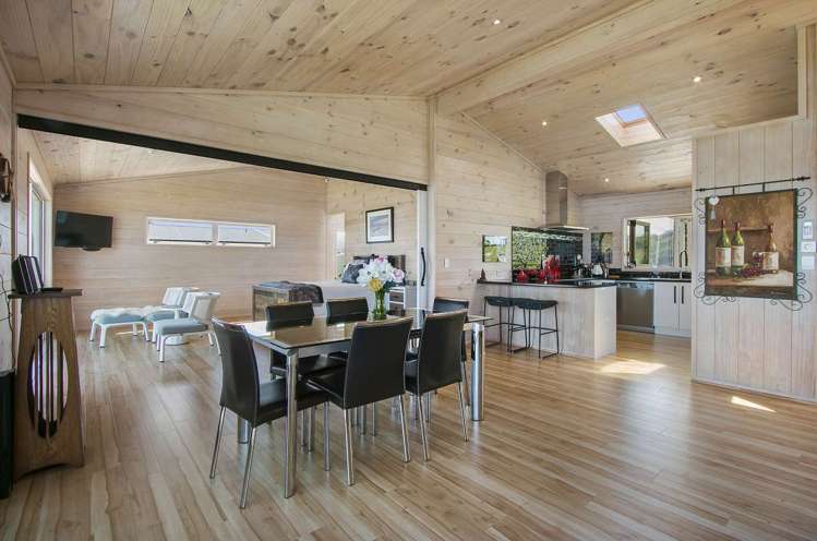 28 Sandleigh Drive Athenree_8