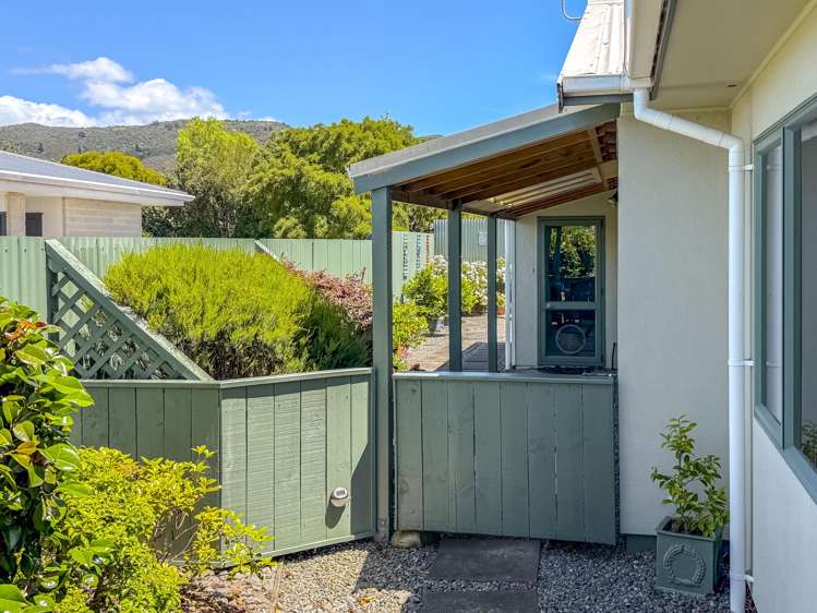 12 Farrier Grove Featherston_16