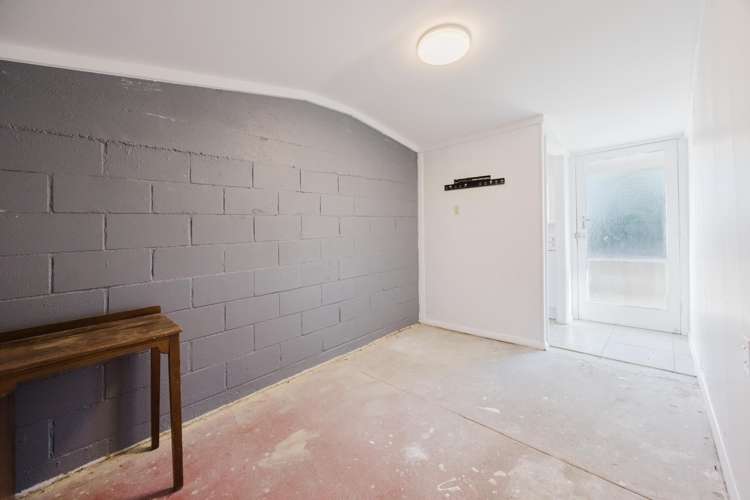 8 Corbett Place Onekawa_26